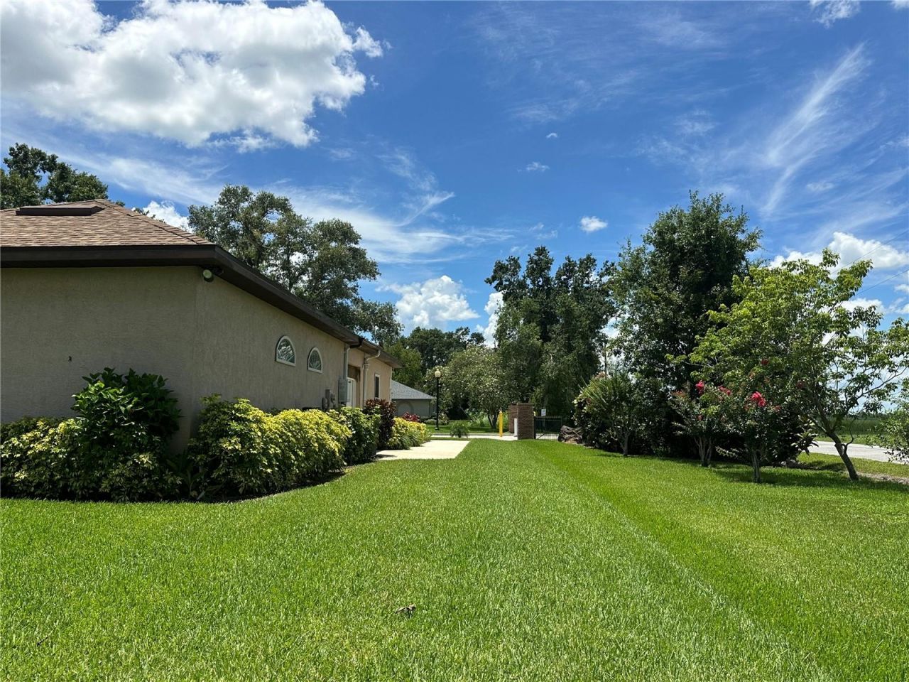 3192 Oaks Bend, Bowling Green, FL 33834 Photo