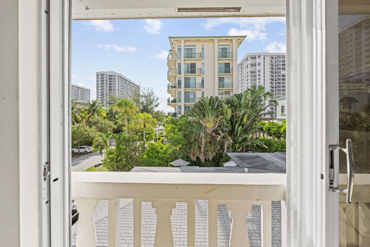 424 N Riverside Drive, Unit 306, Pompano Beach, FL 33062 Photo