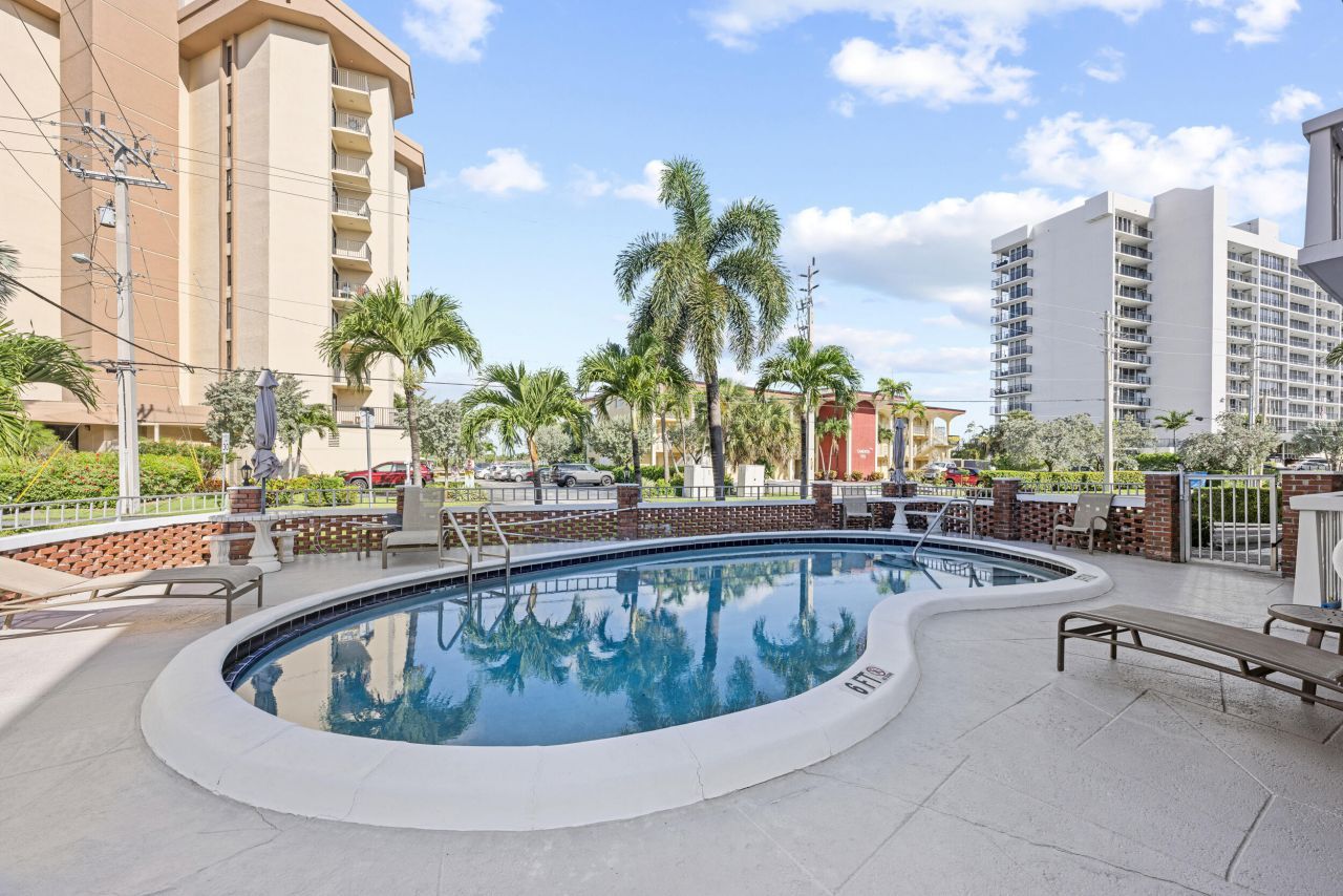 424 N Riverside Drive, Unit 306, Pompano Beach, FL 33062 Photo