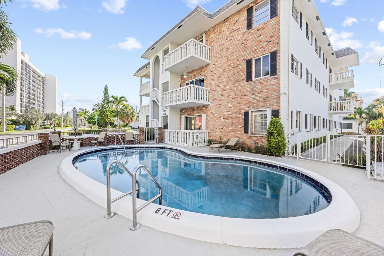 424 N Riverside Drive, Unit 306, Pompano Beach, FL 33062 Photo