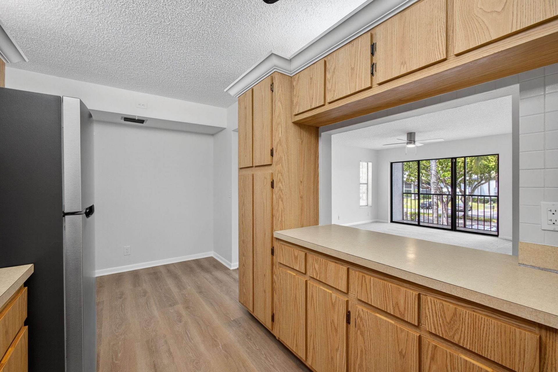 1104 Green Pine Boulevard, Unit D2, West Palm Beach, FL 33409 Photo