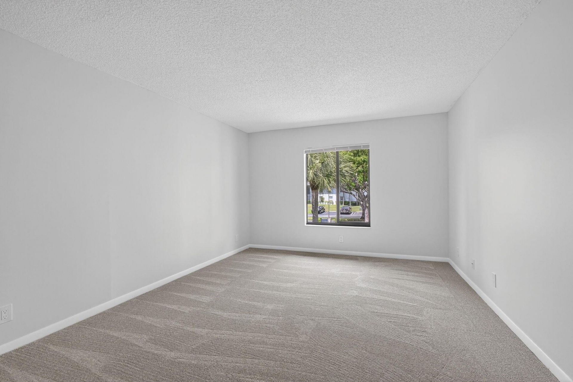 1104 Green Pine Boulevard, Unit D2, West Palm Beach, FL 33409 Photo