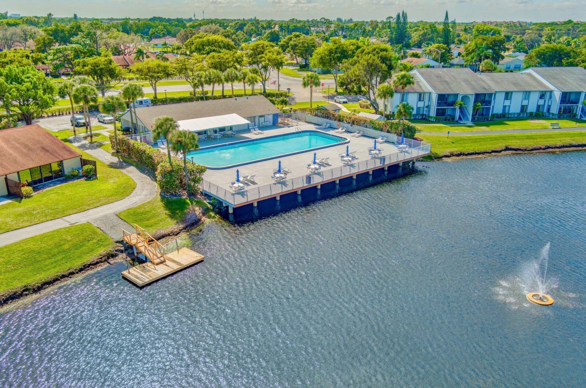 1104 Green Pine Boulevard, Unit D2, West Palm Beach, FL 33409 Photo