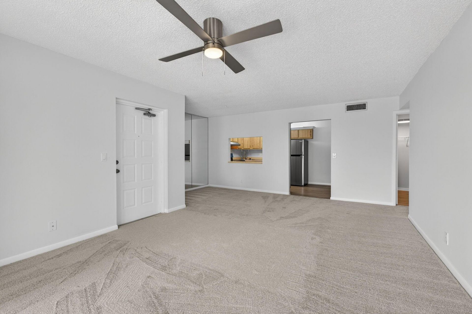 1104 Green Pine Boulevard, Unit D2, West Palm Beach, FL 33409 Photo