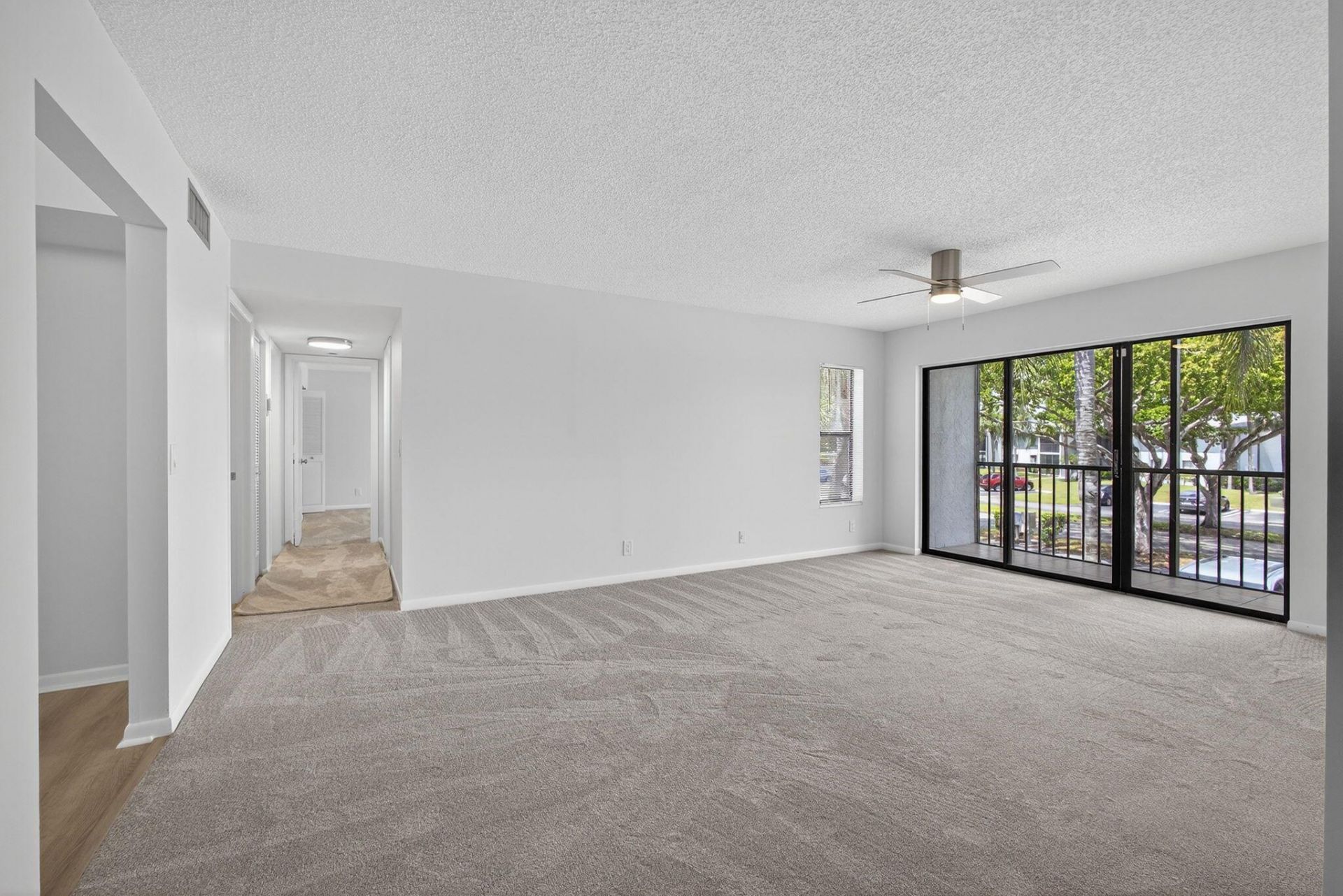 1104 Green Pine Boulevard, Unit D2, West Palm Beach, FL 33409 Photo