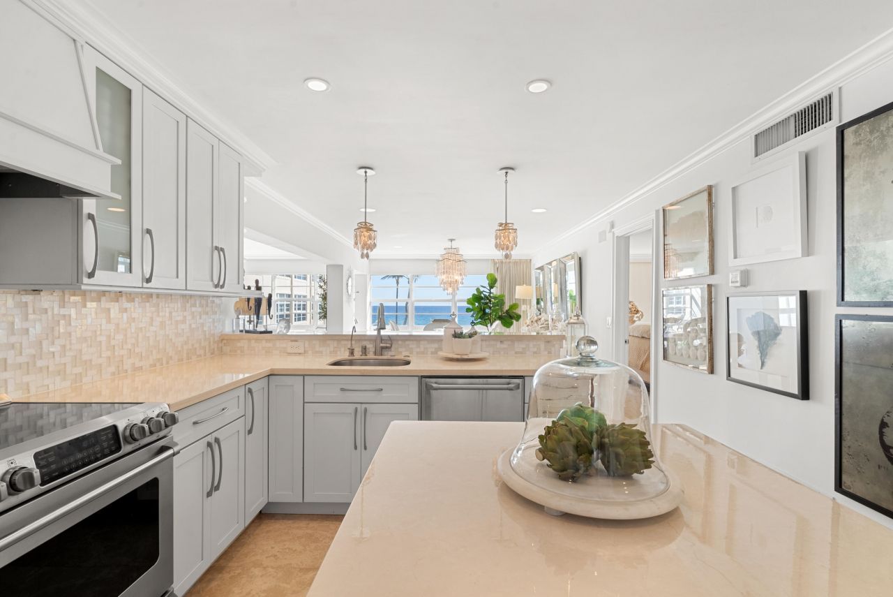 3851 N Ocean Boulevard, Unit 307-308, Gulf Stream, FL 33483 Photo