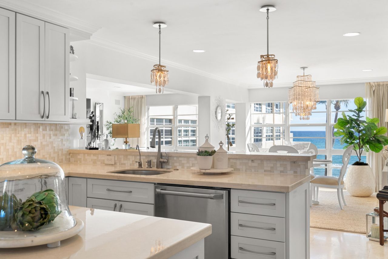 3851 N Ocean Boulevard, Unit 307-308, Gulf Stream, FL 33483 Photo