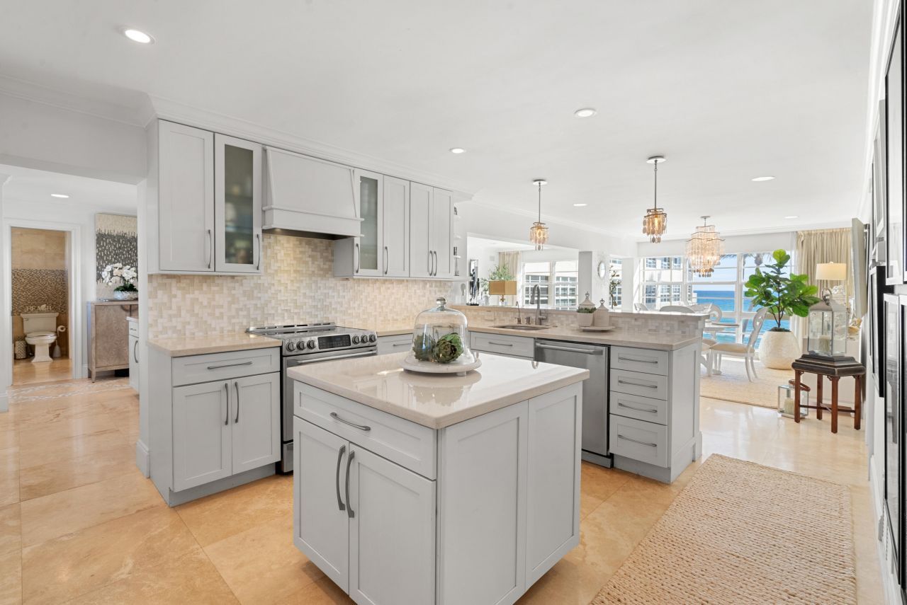 3851 N Ocean Boulevard, Unit 307-308, Gulf Stream, FL 33483 Photo