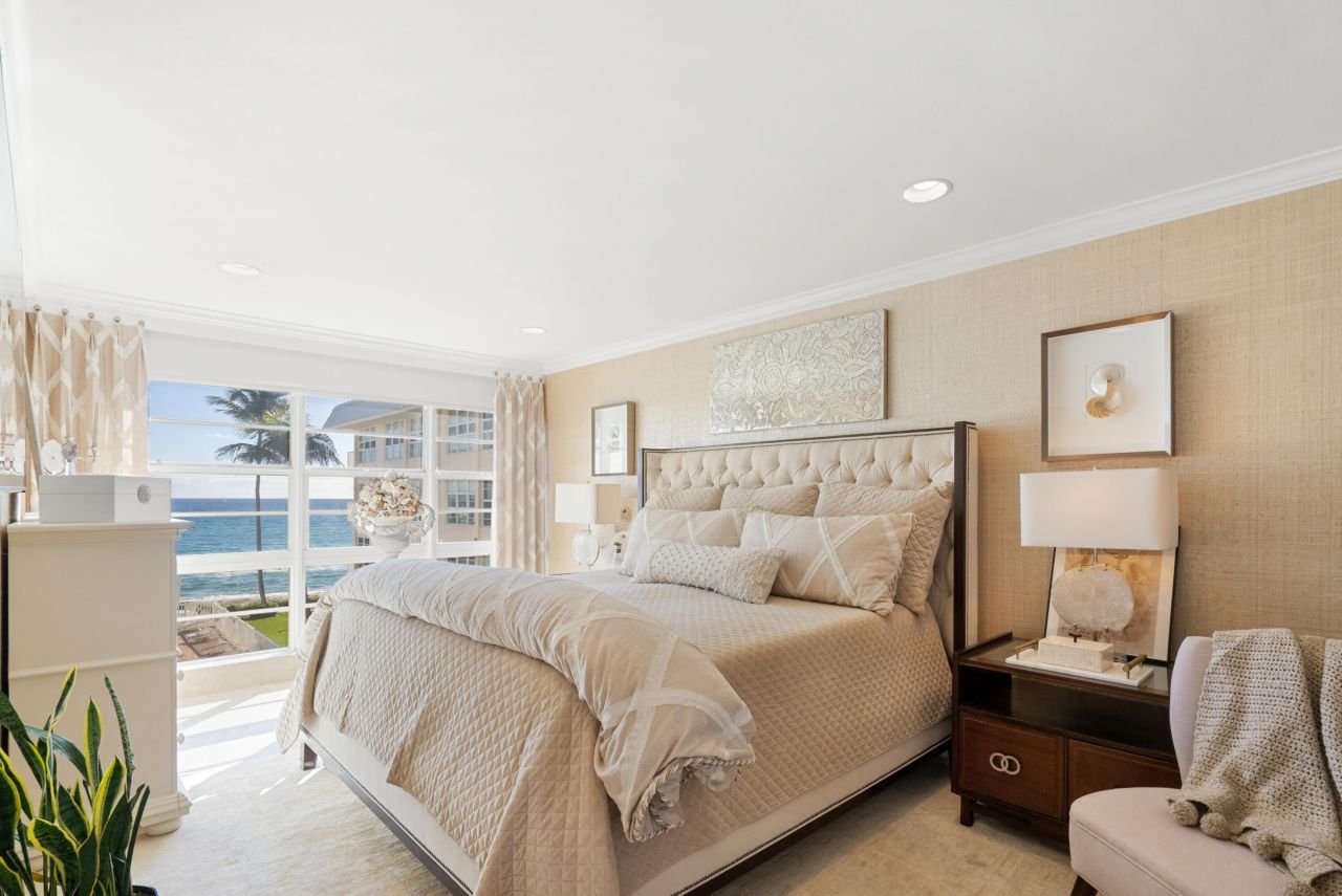 3851 N Ocean Boulevard, Unit 307-308, Gulf Stream, FL 33483 Photo