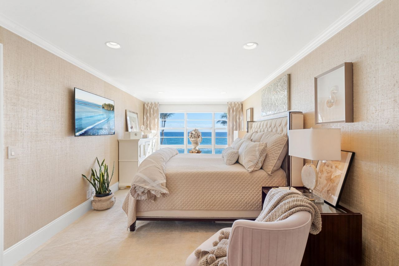 3851 N Ocean Boulevard, Unit 307-308, Gulf Stream, FL 33483 Photo