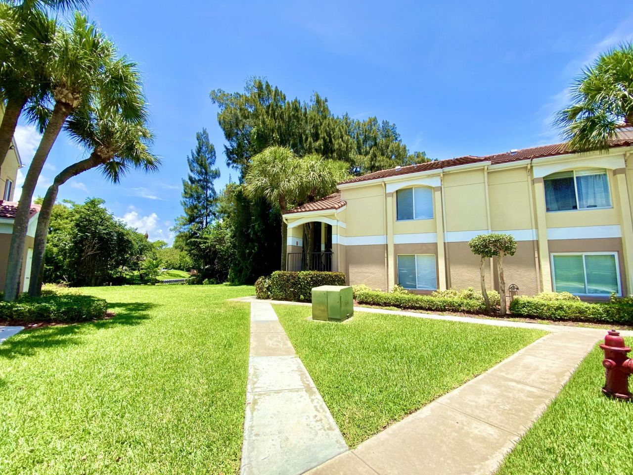 815 W Boynton Beach Boulevard, Unit 16-201, Boynton Beach, FL 33426 Photo