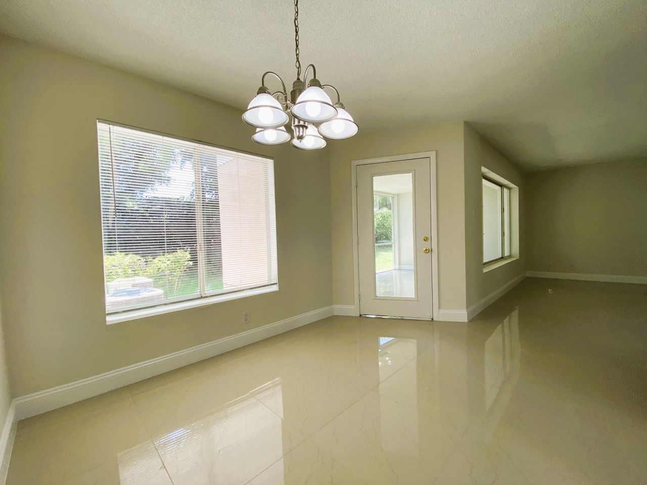 815 W Boynton Beach Boulevard, Unit 7-102, Boynton Beach, FL 33426 Photo