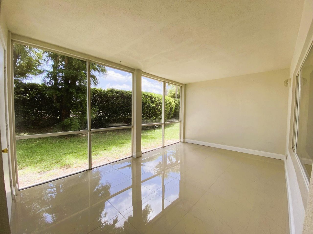 815 W Boynton Beach Boulevard, Unit 7-102, Boynton Beach, FL 33426 Photo