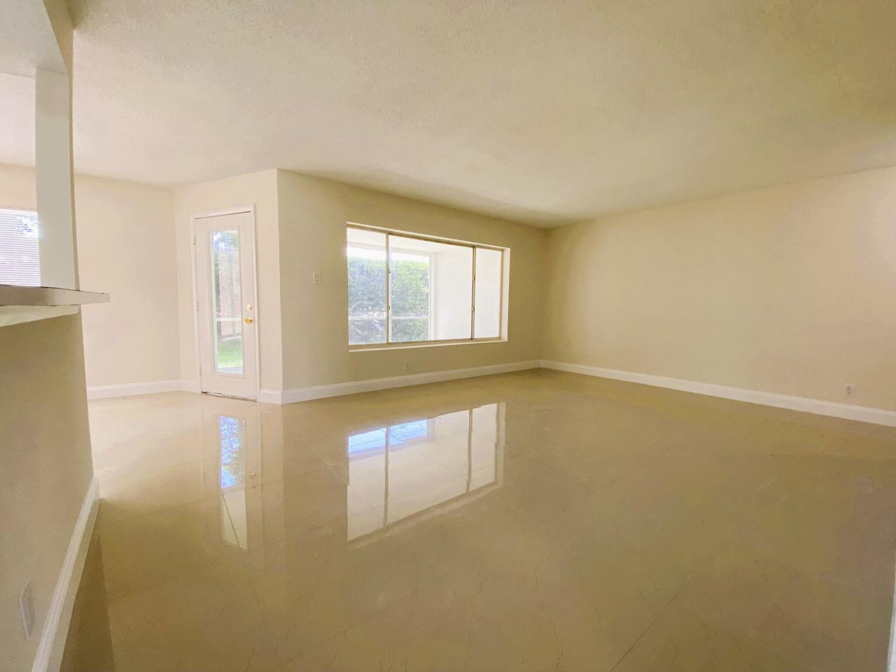 815 W Boynton Beach Boulevard, Unit 7-102, Boynton Beach, FL 33426 Photo