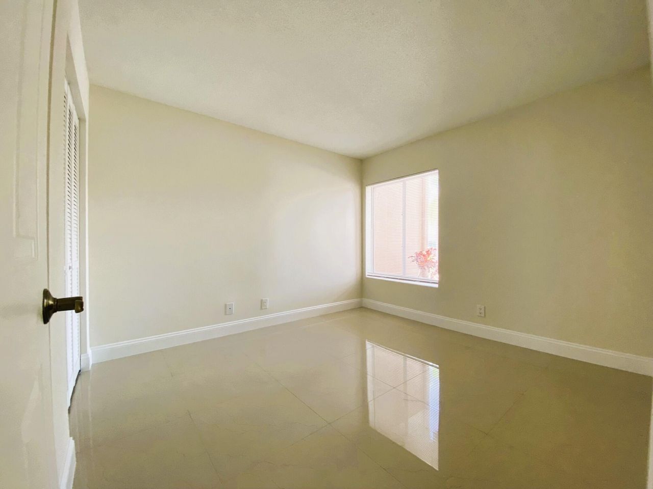 815 W Boynton Beach Boulevard, Unit 7-102, Boynton Beach, FL 33426 Photo