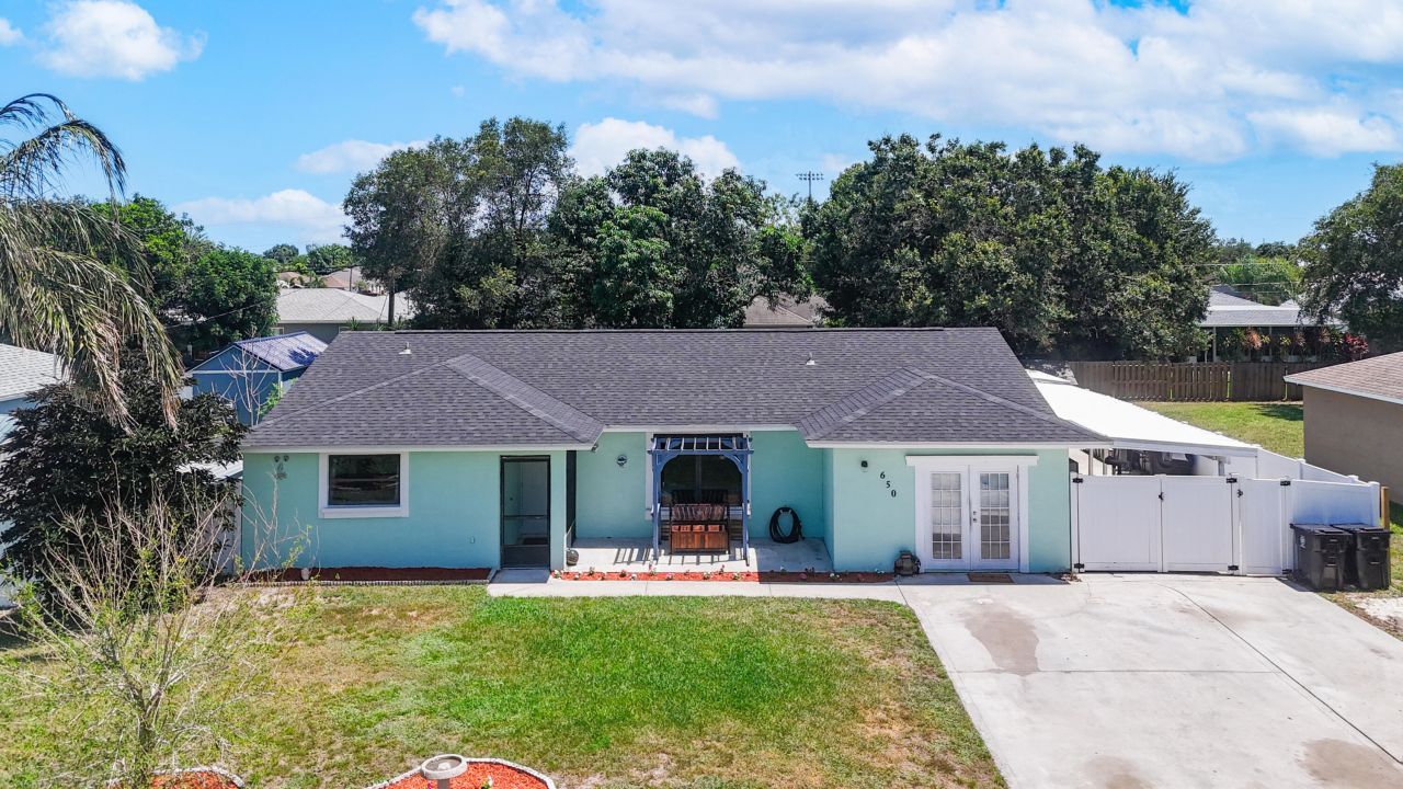 650 SW Lucero Drive, Port Saint Lucie, FL 34983 Photo