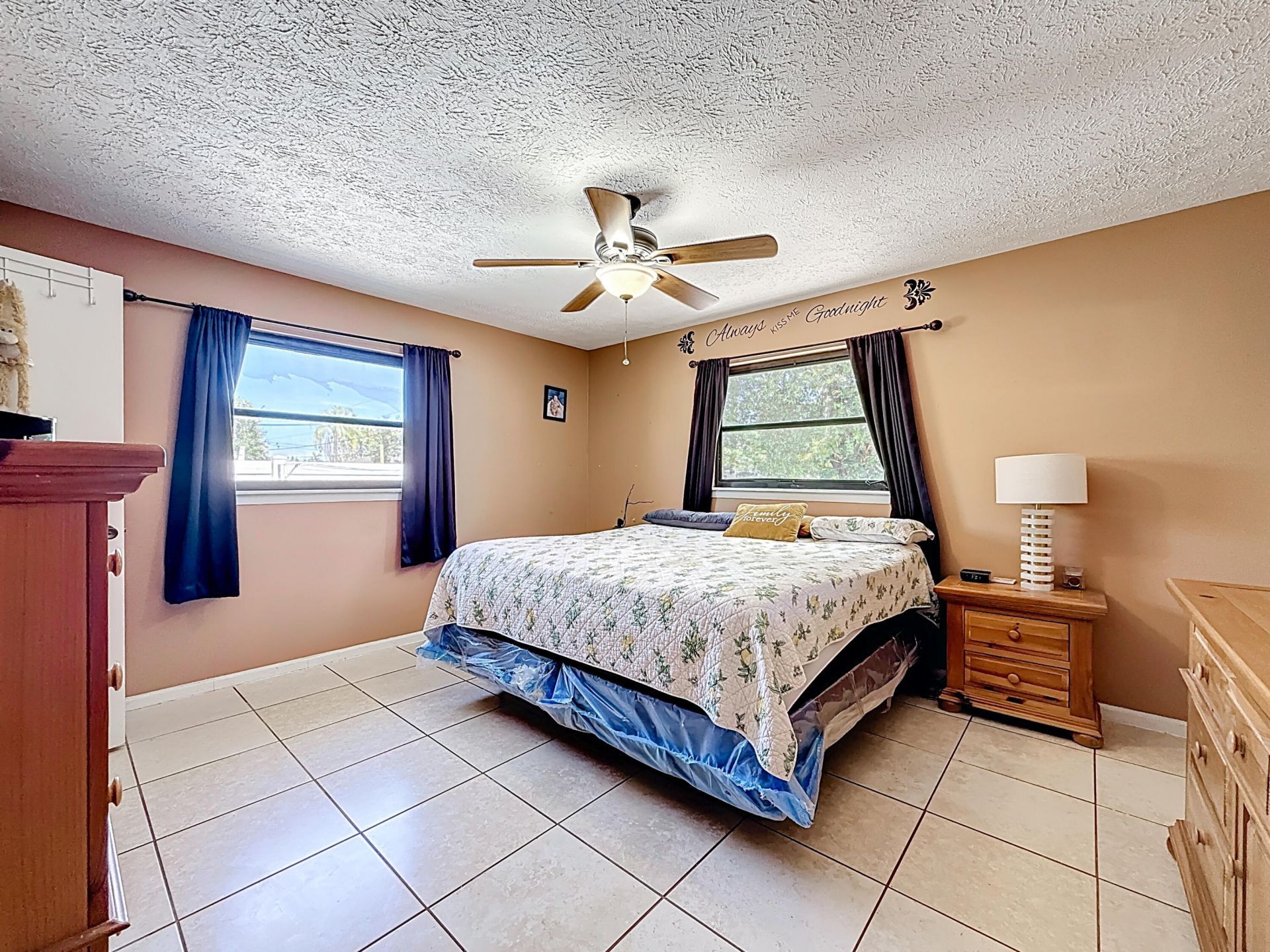 650 SW Lucero Drive, Port Saint Lucie, FL 34983 Photo