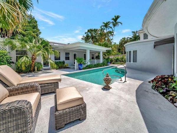 1109 SE 11th Ct, Fort Lauderdale, FL 33316