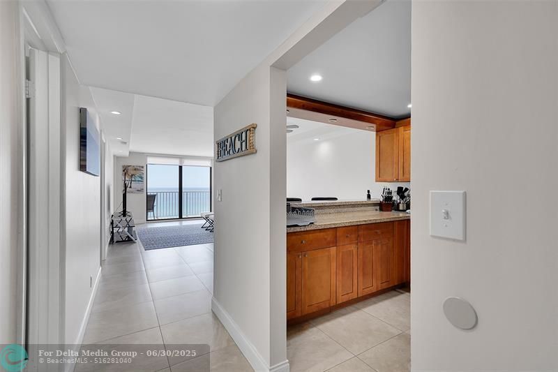 400 N Surf Road, Unit 703, Hollywood, FL 33019 Photo