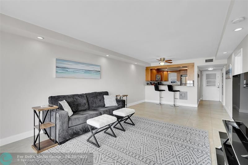 400 N Surf Road, Unit 703, Hollywood, FL 33019 Photo