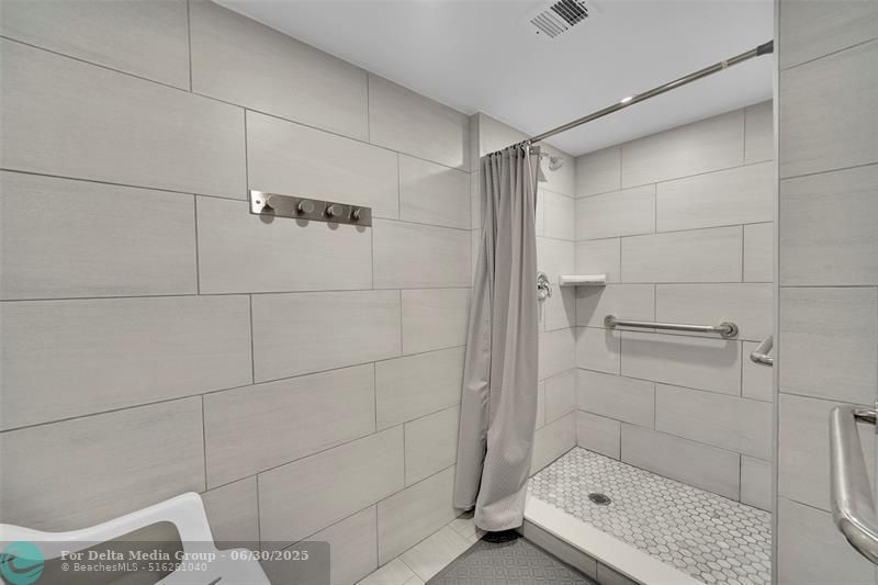 400 N Surf Road, Unit 703, Hollywood, FL 33019 Photo