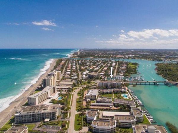 225 Beach Road, Unit 403, Tequesta, FL 33469