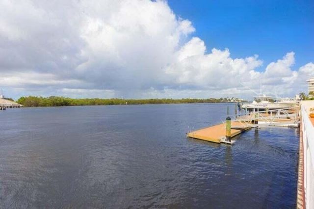 225 Beach Road, Unit 403, Tequesta, FL 33469 Photo