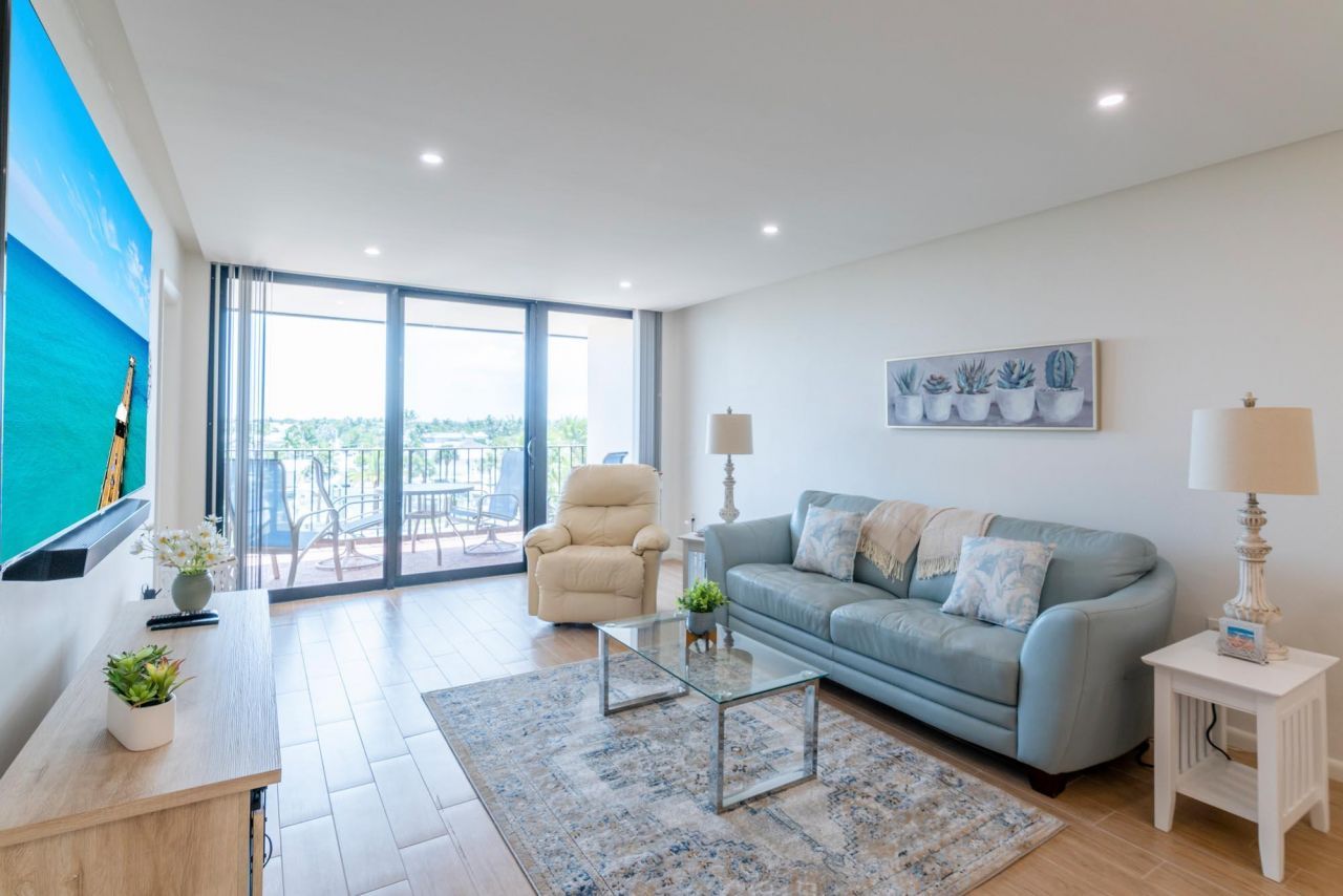 225 Beach Road, Unit 403, Tequesta, FL 33469 Photo