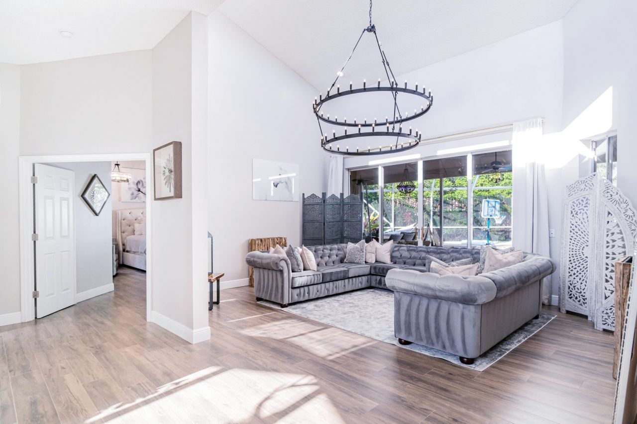 15835 Meadow Wood Drive, Wellington, FL 33414 Photo