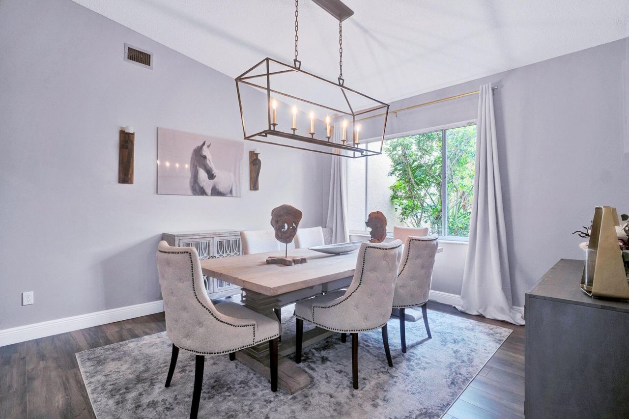 15835 Meadow Wood Drive, Wellington, FL 33414 Photo