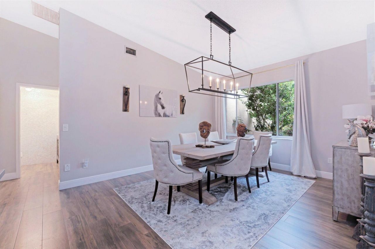 15835 Meadow Wood Drive, Wellington, FL 33414 Photo