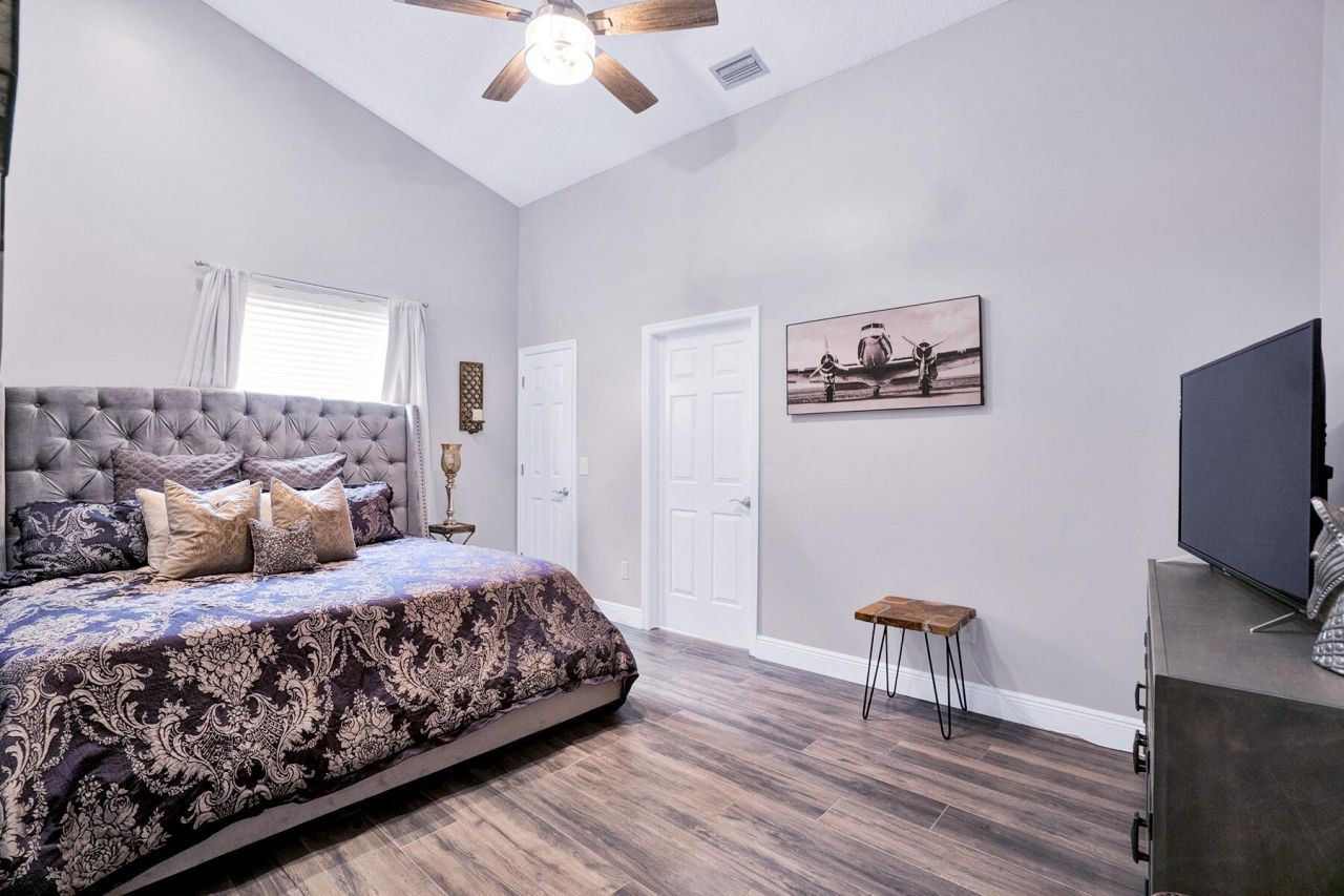 15835 Meadow Wood Drive, Wellington, FL 33414 Photo