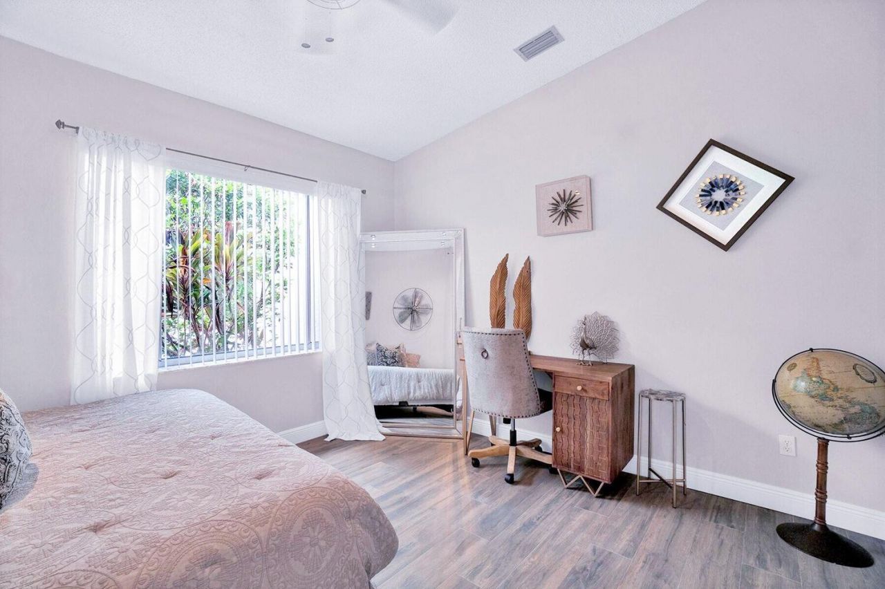 15835 Meadow Wood Drive, Wellington, FL 33414 Photo