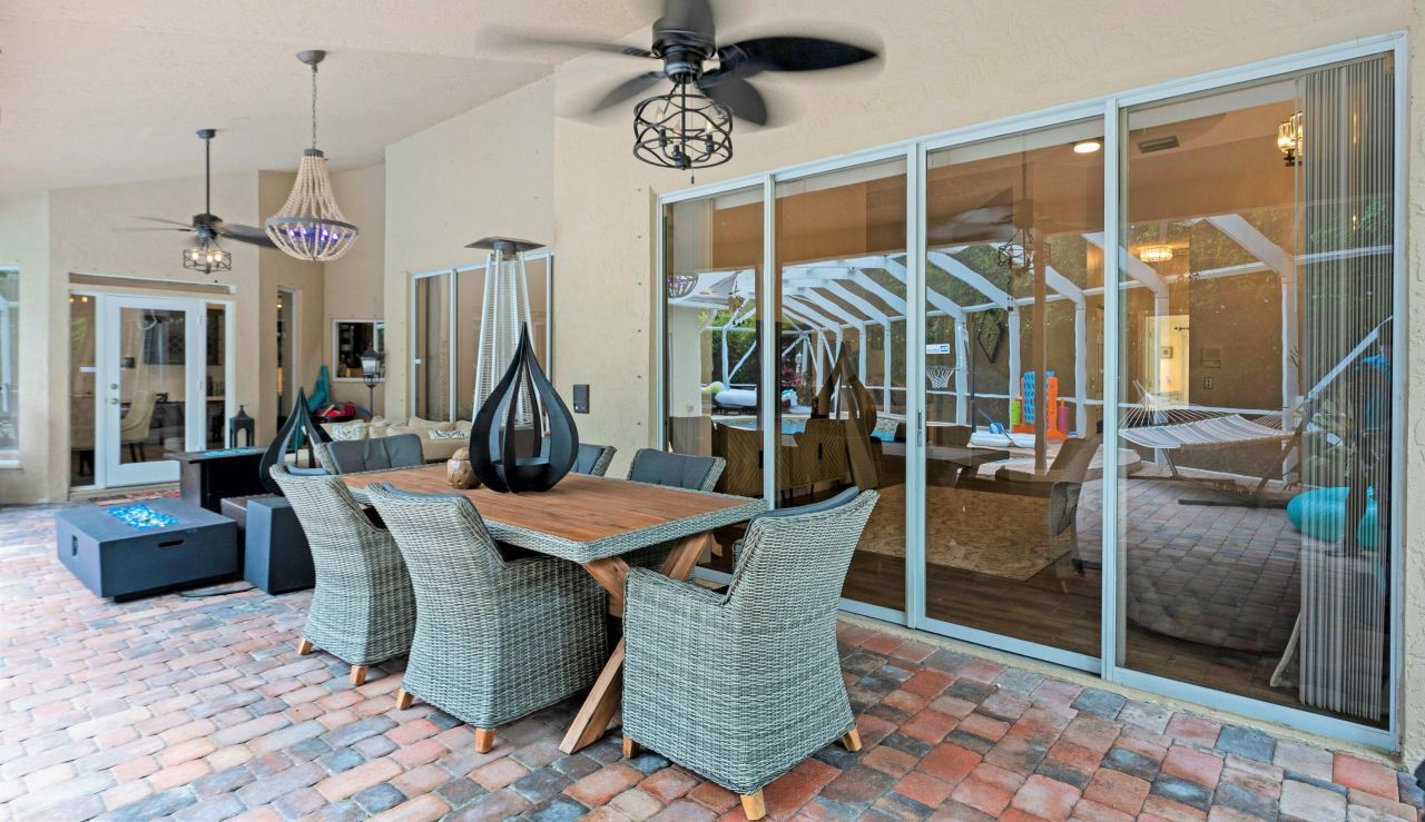 15835 Meadow Wood Drive, Wellington, FL 33414 Photo