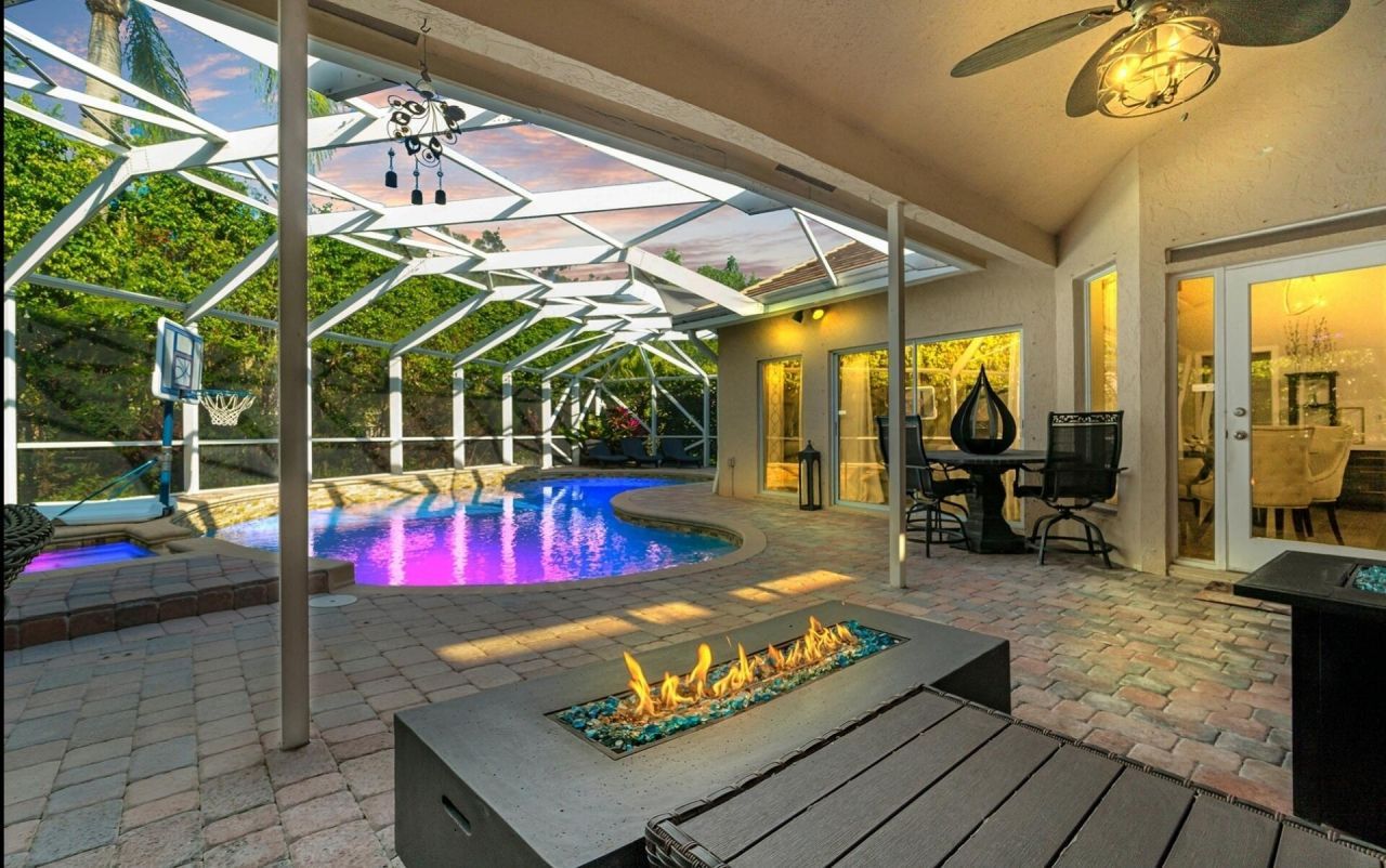 15835 Meadow Wood Drive, Wellington, FL 33414 Photo