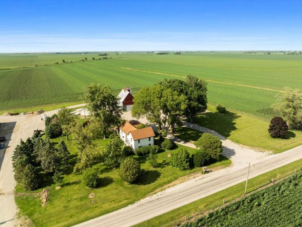 23875 E 00 N Road, Cropsey, IL 61731