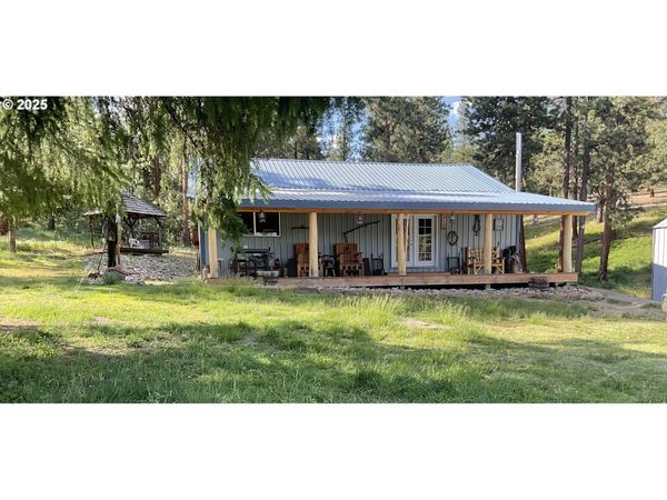 39798 Bear Gulch RD, Sumpter, OR 97877