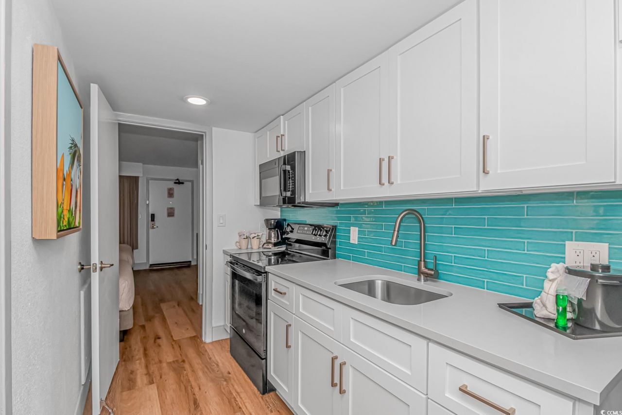 3000 N Ocean Blvd. Photo 9