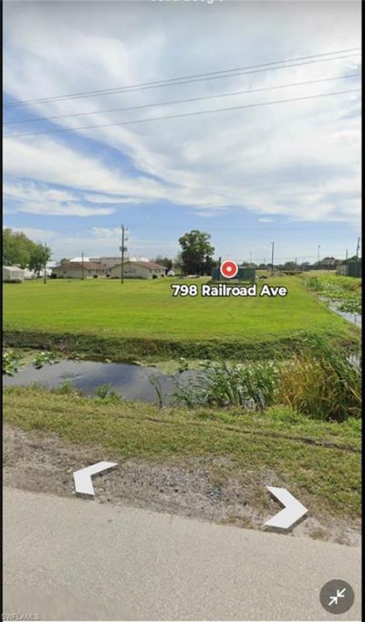 784 Railroad Ave Nw, Moore Haven, FL 33471 Main Photo