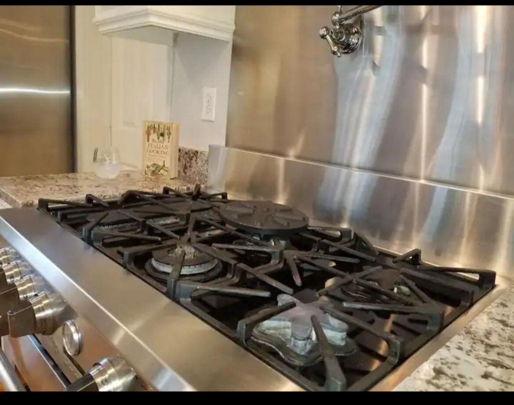 3646 Hilton Drive Photo 12