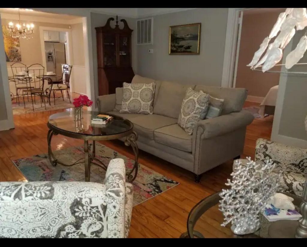 3646 Hilton Drive Photo 5