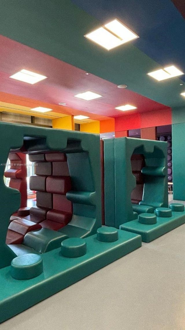 68 SE 6th St, Unit 2804, Miami, FL 33131 Photo