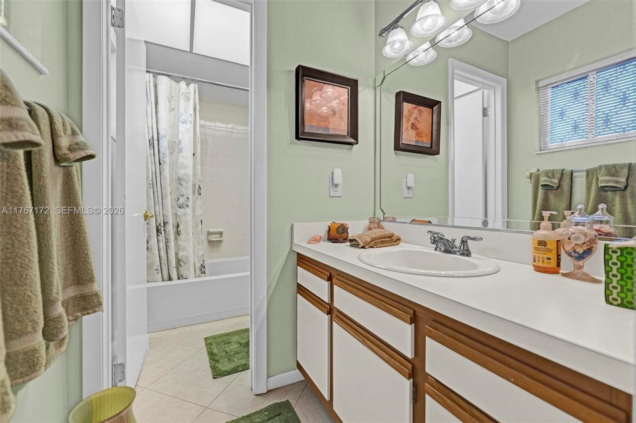 1470 Sheridan St, Unit 22C, Hollywood, FL 33020 Photo