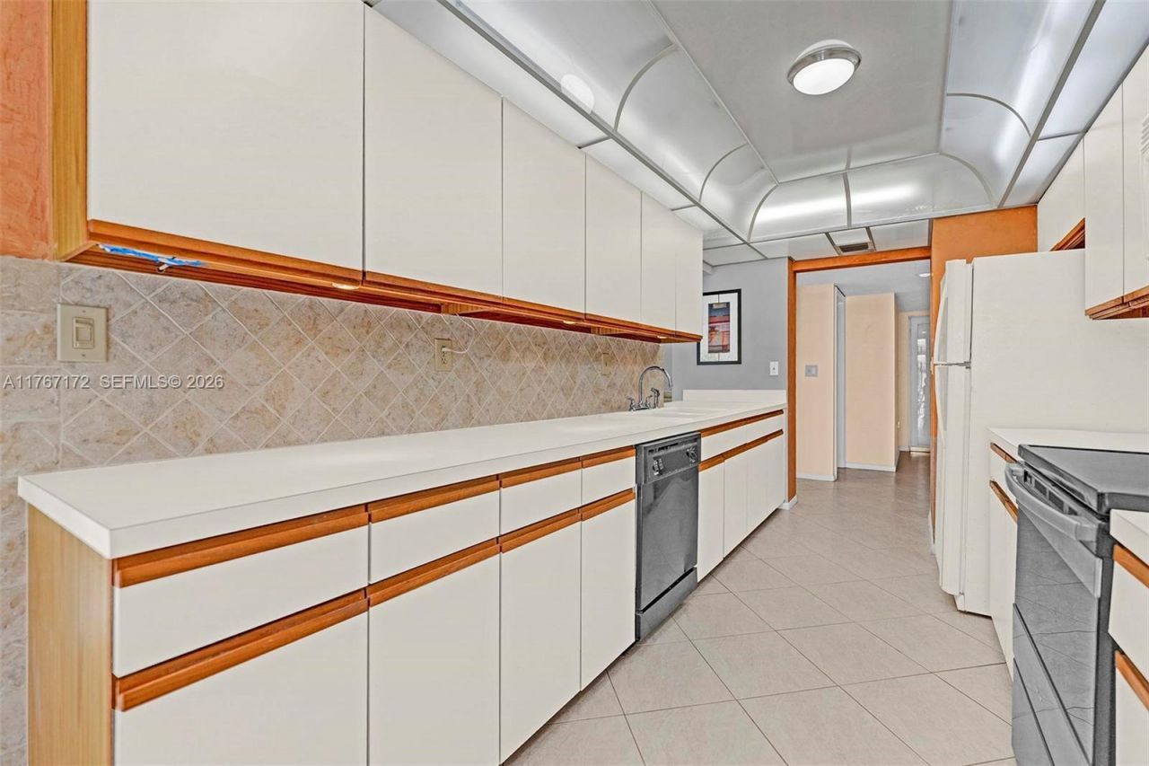 1470 Sheridan St, Unit 22C, Hollywood, FL 33020 Photo