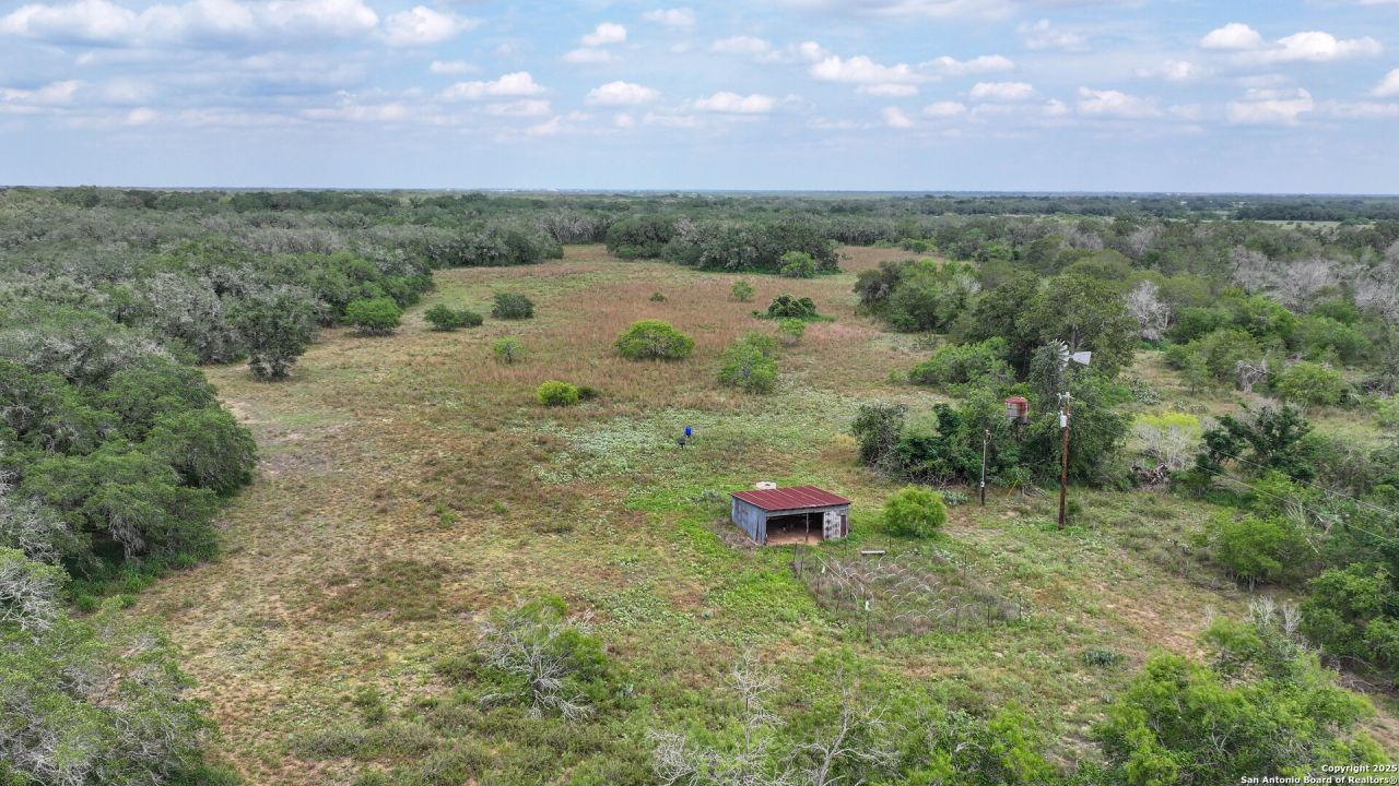 001 Schuettig, Poteet, TX 78065 Main Photo