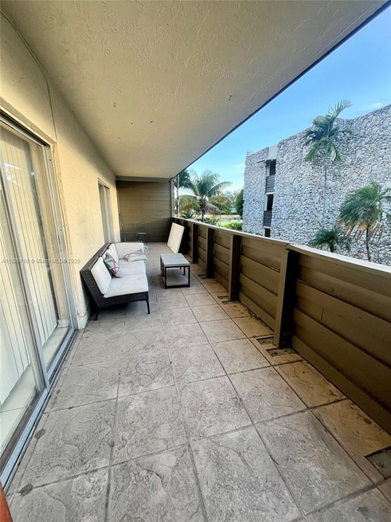 8325 SW 72nd Ave, Unit 214C, Miami, FL 33143 Photo