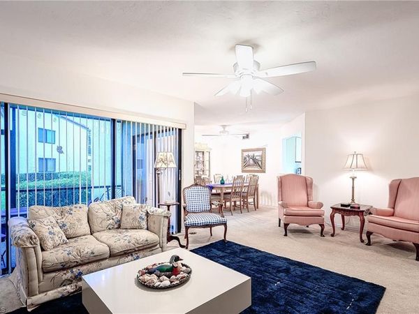 565 Beachwalk CIR, Unit T104, NAPLES, FL 34108
