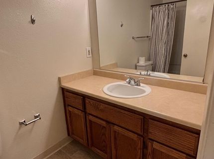 1465 E Peckham Lane, Unit 53, Reno, NV 89502 Photo
