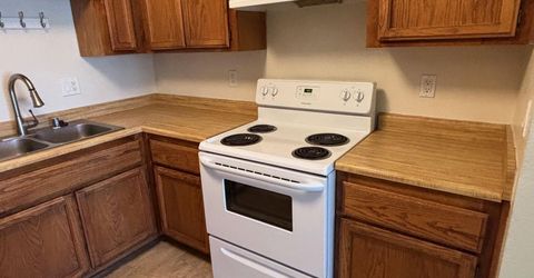 1465 E Peckham Lane, Unit 53, Reno, NV 89502 Photo