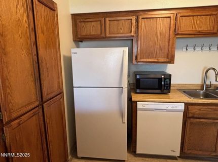 1465 E Peckham Lane, Unit 53, Reno, NV 89502 Photo